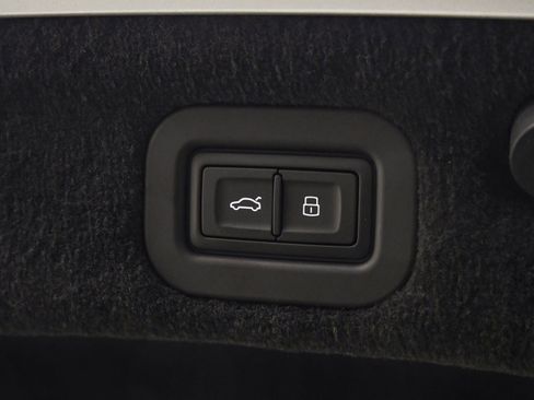 New 2026 Bentley Continental GTC image 12