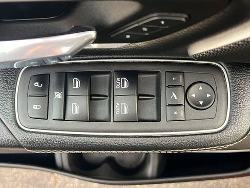 Used 2022 RAM 1500 Laramie image 13