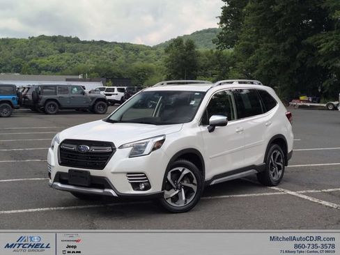 Used 2023 Subaru Forester Touring AWD/4WD image 1