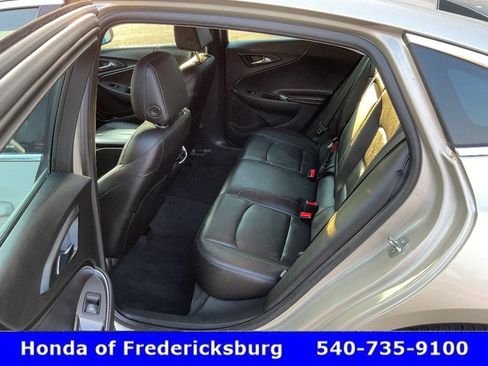 Used 2016 Chevrolet Malibu LT w/ Leather Package FWD image 22