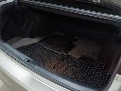 Used 2018 Lexus IS 300 AWD image 19