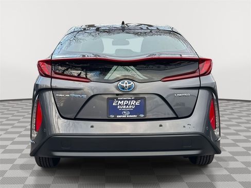 Used 2022 Toyota Prius Prime LE image 6
