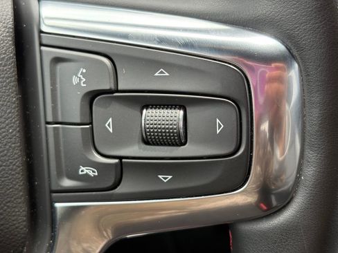 Used 2025 Chevrolet Blazer RS FWD image 26