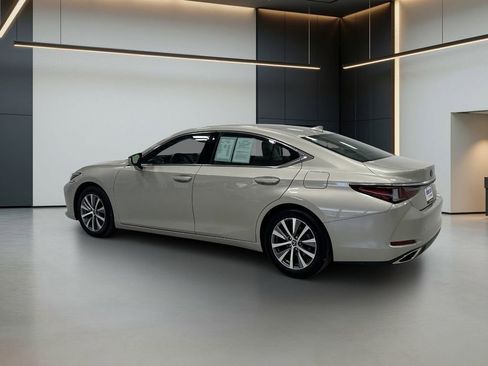 Used 2021 Lexus ES 350 w/ Premium Package FWD image 3