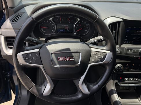 Used 2020 GMC Terrain SLE FWD image 16