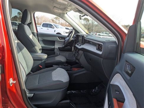 Certified 2022 Ford Maverick XLT image 24