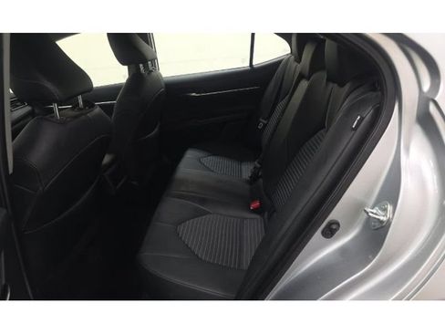 Used 2024 Toyota Camry SE FWD image 10