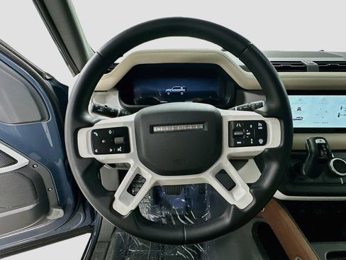 Used 2024 Land Rover Defender 110 S AWD/4WD image 12