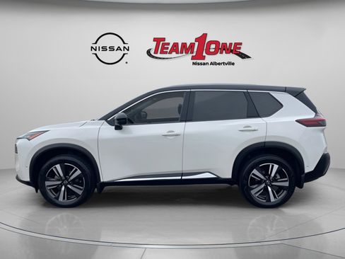 Used 2023 Nissan Rogue SL w/ SL Premium Package image 5