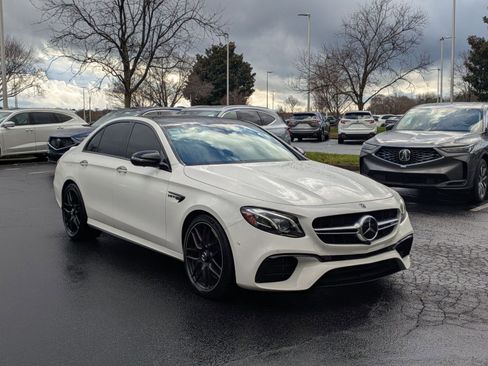 Used 2019 Mercedes-Benz E 63 AMG S image 3