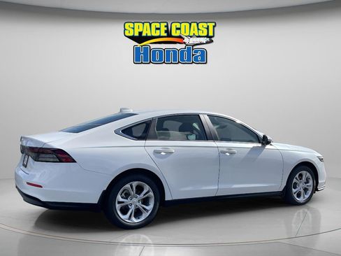 New 2025 Honda Accord LX image 10