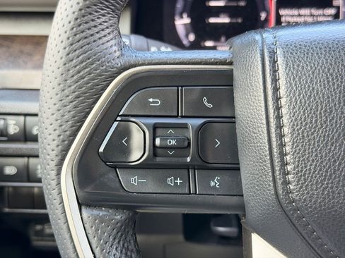Used 2024 Toyota Tacoma Limited w/ Limited Package (LT) AWD/4WD image 25