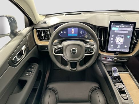 New 2026 Volvo XC60 B5 Ultra w/ Protection Package Premier AWD/4WD image 24