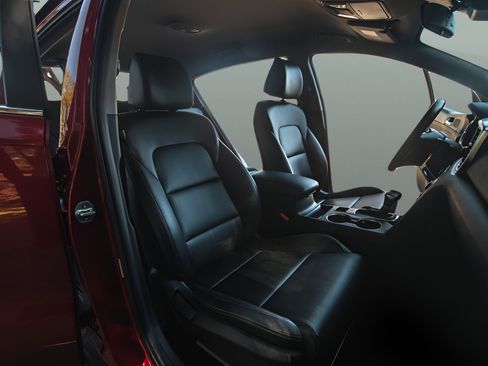 Used 2021 Kia Sportage EX FWD image 12