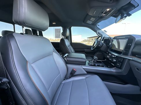 Used 2025 Ford F150 Lariat w/ Equipment Group 501A Mid image 28