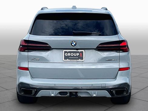 Used 2024 BMW X5 xDrive40i w/ M Sport Package AWD/4WD image 5