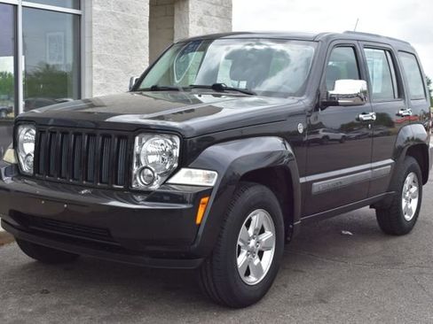 Used 2011 Jeep Liberty Sport AWD/4WD image 15