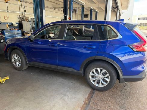 Used 2024 Honda CR-V LX image 8