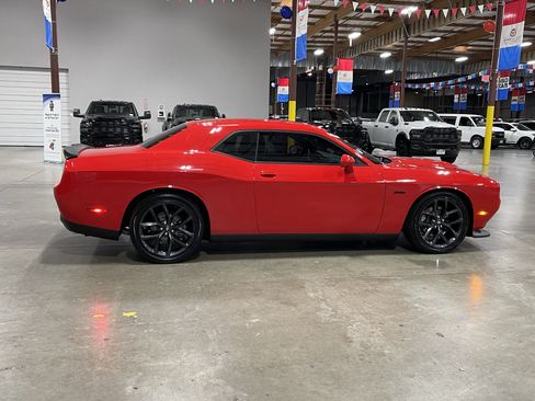 Used 2023 Dodge Challenger R/T w/ Blacktop Package RWD image 6