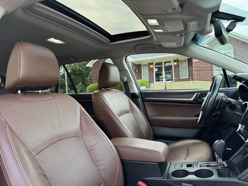 Used 2018 Subaru Outback 3.6R Touring w/ Popular Package #3 image 31