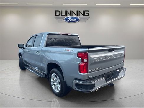 Used 2023 Chevrolet Silverado 1500 LTZ image 2