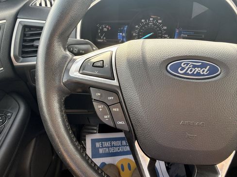 Used 2021 Ford Edge SEL FWD image 16