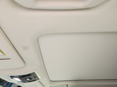Used 2025 Lexus ES 350 w/ Premium Package FWD image 25