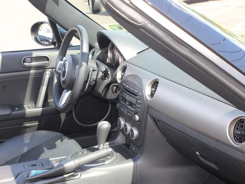 Used 2012 MAZDA MX-5 Miata Grand Touring w/ Premium Pkg image 13