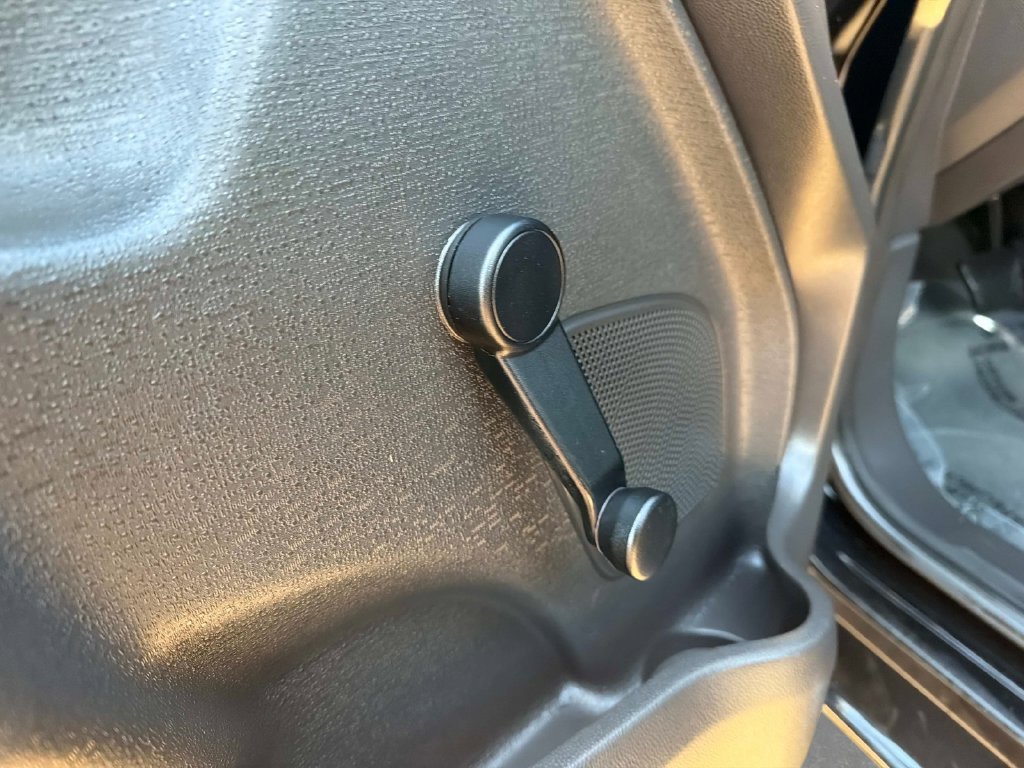 Used 2018 Ford Fiesta S FWD image 17