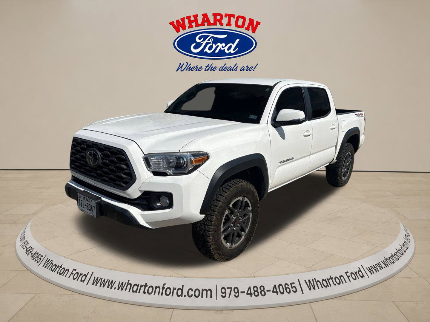 Used 2023 Toyota Tacoma TRD Off-Road w/ Technology Package AWD/4WD image 1