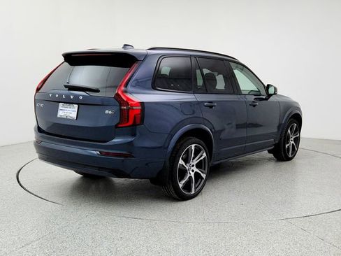 New 2026 Volvo XC90 B6 Ultra w/ Protection Package image 5