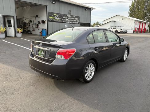 Used 2013 Subaru Impreza 2.0i Premium w/ All-Weather Pkg AWD/4WD image 8