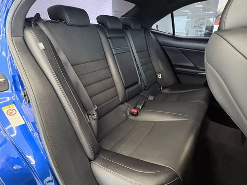 Used 2017 Lexus IS 200t F Sport w/ F Sport Package RWD image 22