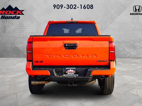 Used 2024 Toyota Tacoma TRD Off-Road image 5