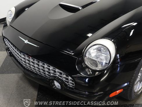 Used 2002 Ford Thunderbird Neiman Marcus image 18