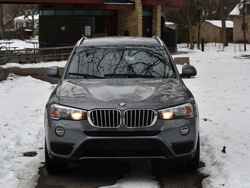 Used 2017 BMW X3 xDrive28i image 2