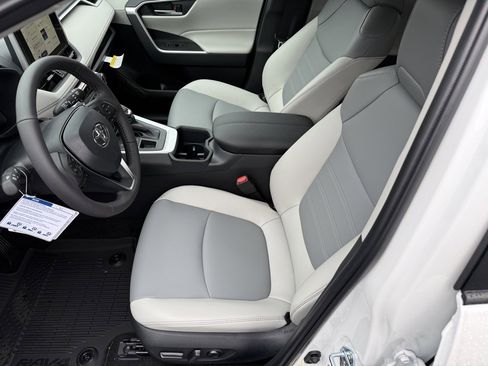 New 2025 Toyota RAV4 XLE Premium image 12