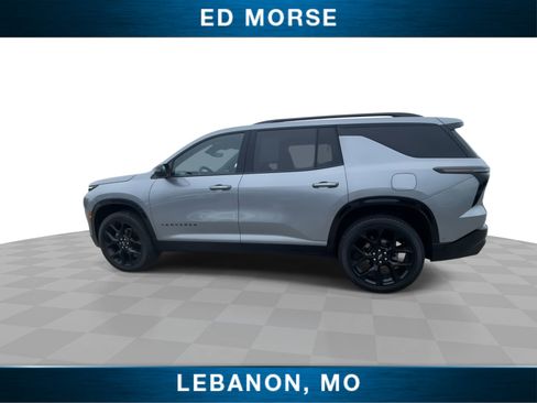 Used 2025 Chevrolet Traverse RS w/ LPO, Floor Liner Package AWD/4WD image 5