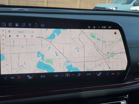 Used 2025 Chevrolet Traverse Z71 w/ Driver Confidence Package image 14