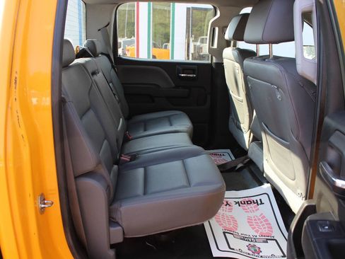 Used 2015 Chevrolet Silverado 2500 W/T AWD/4WD image 17