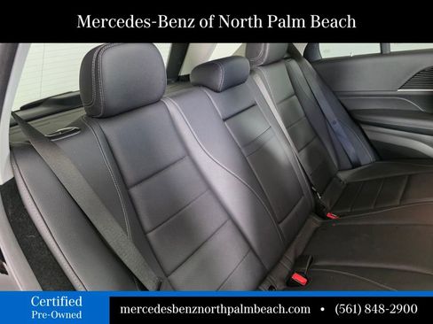 Used 2024 Mercedes-Benz GLE 350 4MATIC image 27