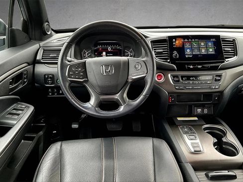 Used 2022 Honda Passport TrailSport image 8