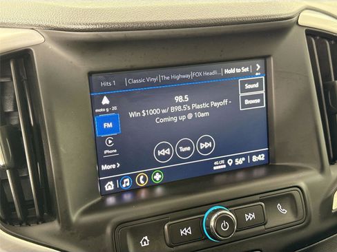 Used 2024 GMC Terrain SLE image 20