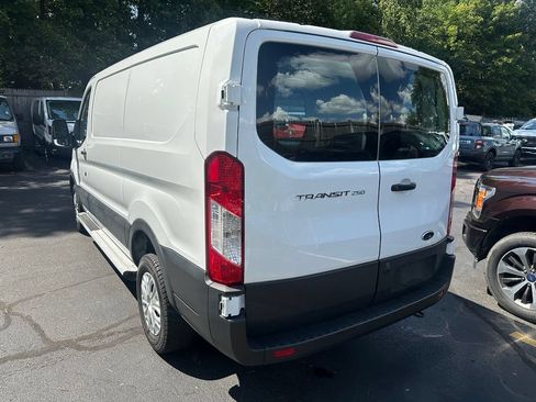 Used 2025 Ford Transit 250 Low Roof w/ Exterior Upgrade Package RWD image 8