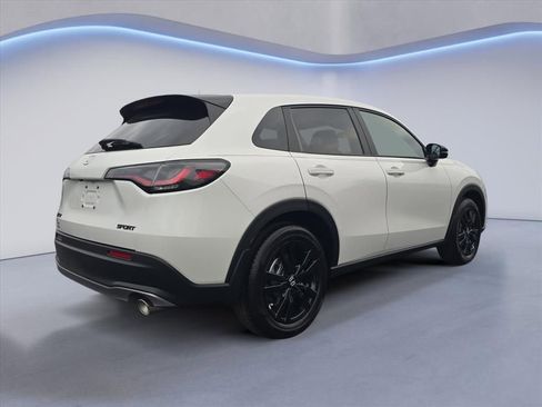 New 2026 Honda HR-V Sport image 5