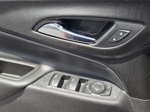 Used 2024 Chevrolet Equinox LT AWD/4WD image 49