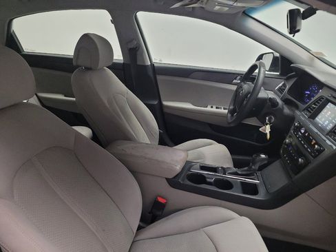 Used 2016 Hyundai Sonata SE FWD image 21