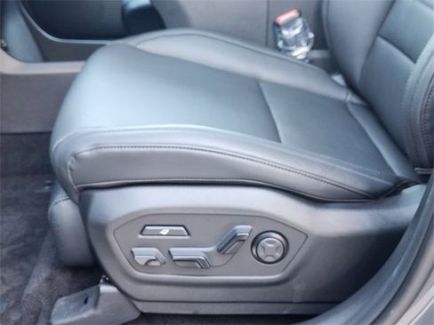 Used 2026 Hyundai Santa Fe Calligraphy image 19