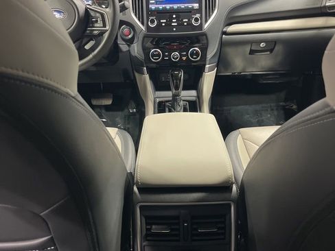 Used 2023 Subaru Forester Limited AWD/4WD image 34
