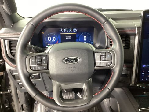 Used 2024 Ford Expedition Limited AWD/4WD image 22